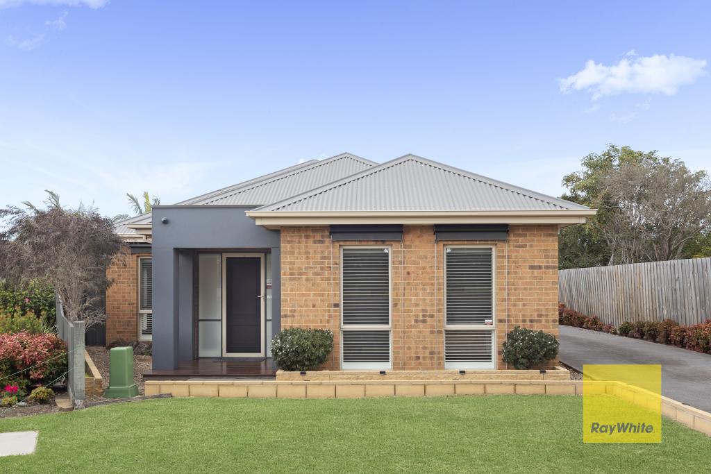 1/17 Strathire Gdns, Hamlyn Heights, VIC 3215