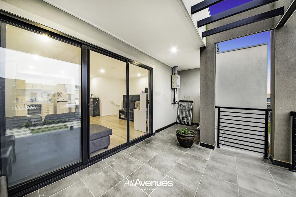 16 Lumeah Dr, Cranbourne West, VIC 3977