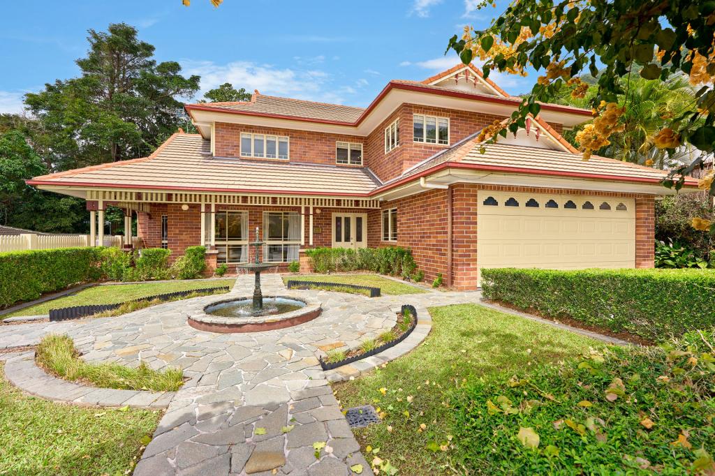 7 Cambanora Pl, Mooroobool, QLD 4870