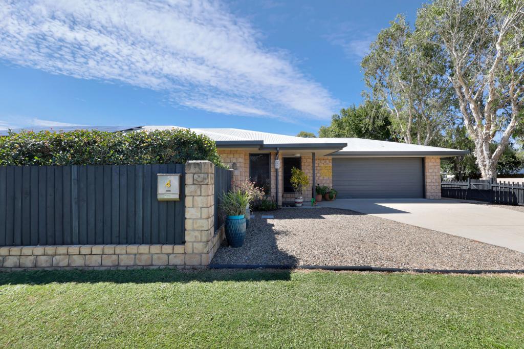 4-6 CORELLA WAY, BLACKS BEACH, QLD 4740