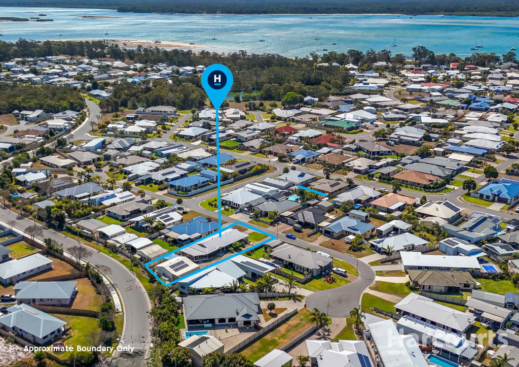 8 Noeme St, Burrum Heads, QLD 4659