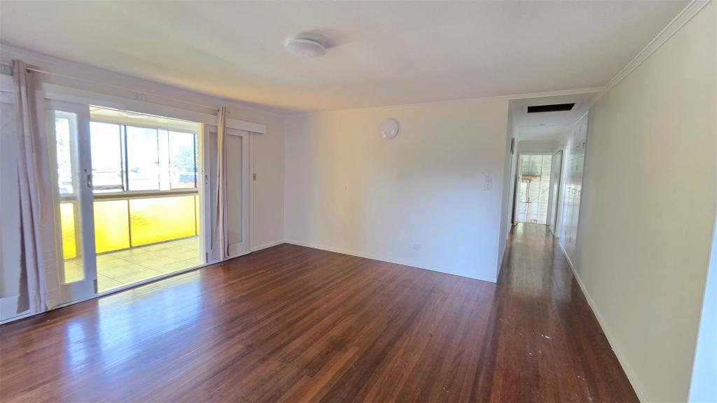 63 Banana St, Redland Bay, QLD 4165