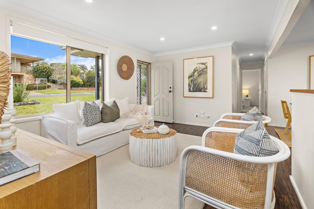2/2 Elliott Pl, Kiama Downs, NSW 2533