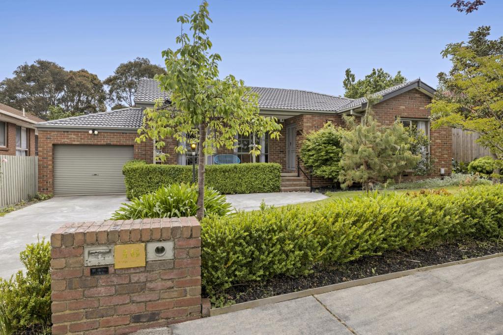 16 Lodge Cres, Berwick, VIC 3806