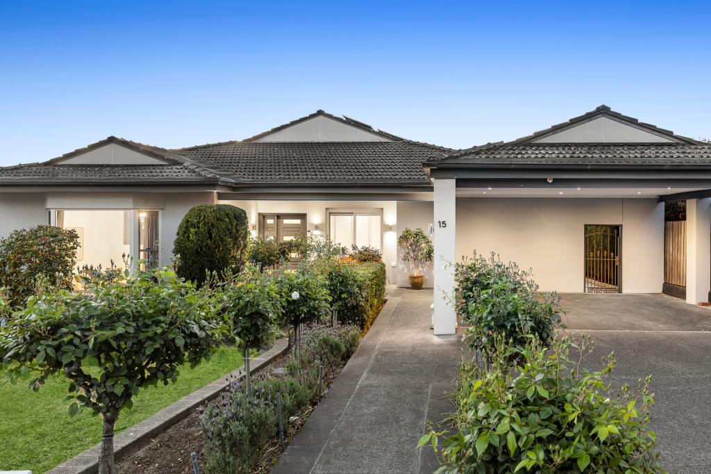 15 Toronto Ave, Doncaster, VIC 3108