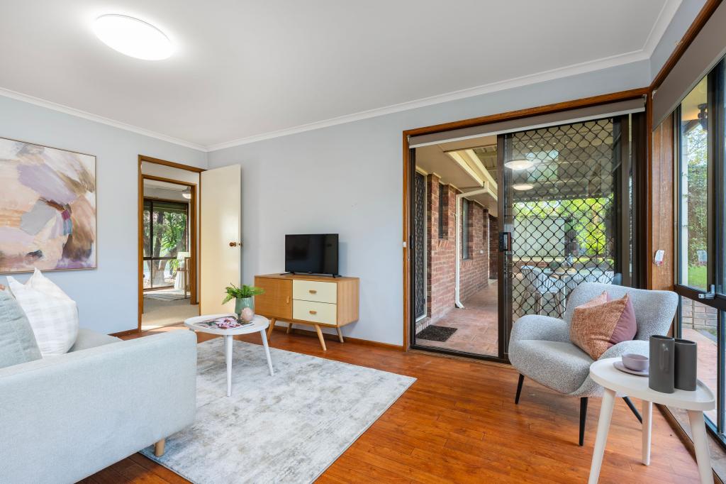 8 Ditmann Pl, Lavington, NSW 2641