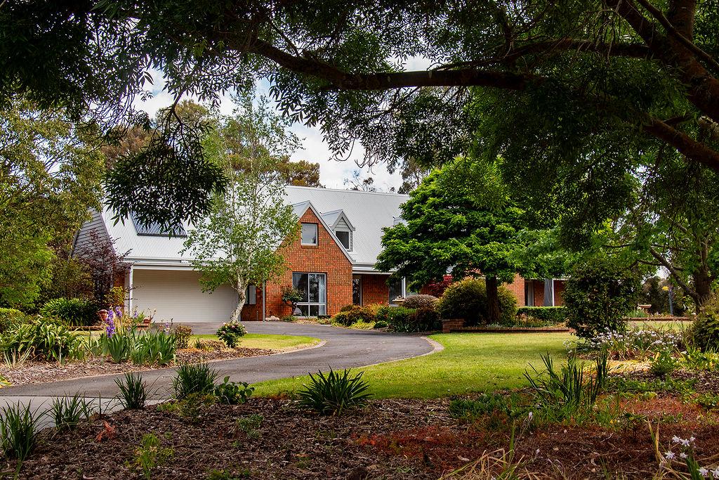 30 Mount View Rd, Wurruk, VIC 3850