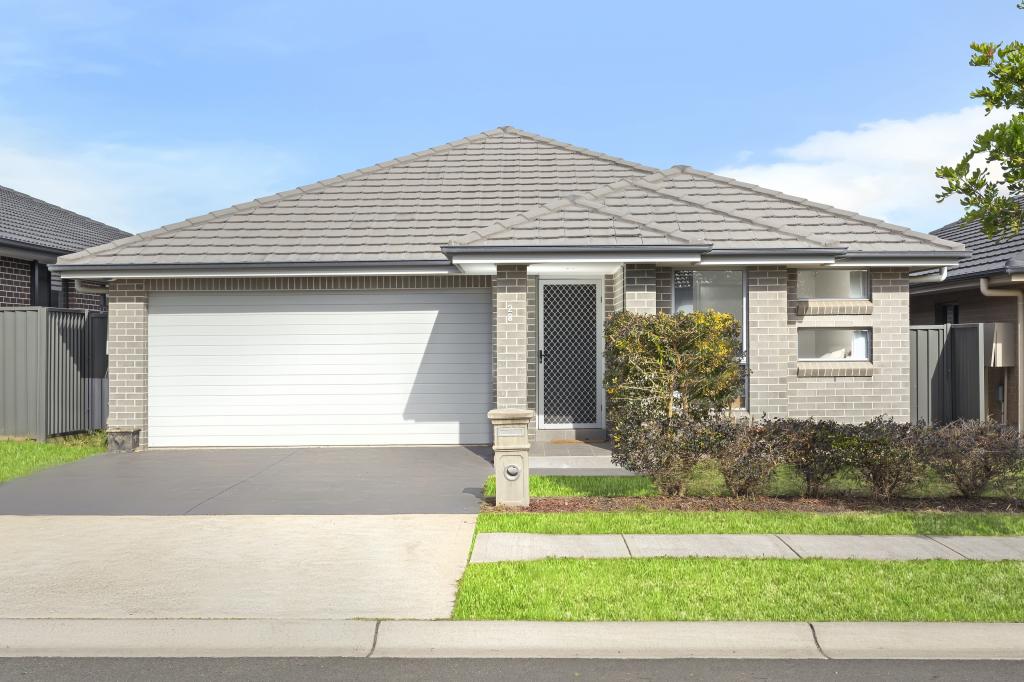 28 Garton Rd, Spring Farm, NSW 2570