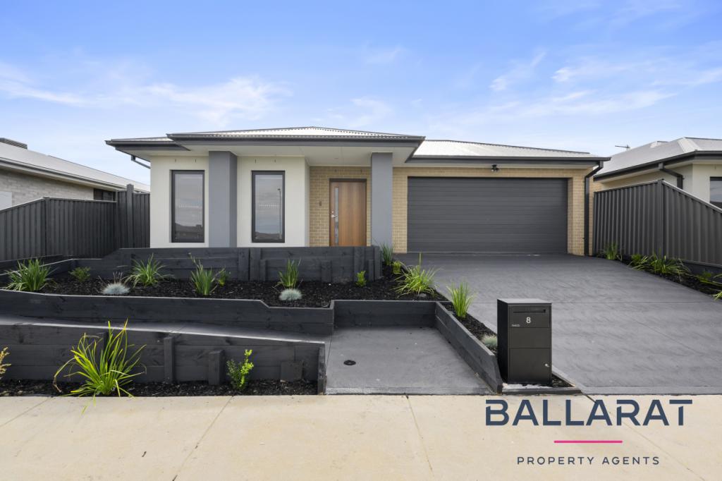 8 Mcgeachin St, Lucas, VIC 3350