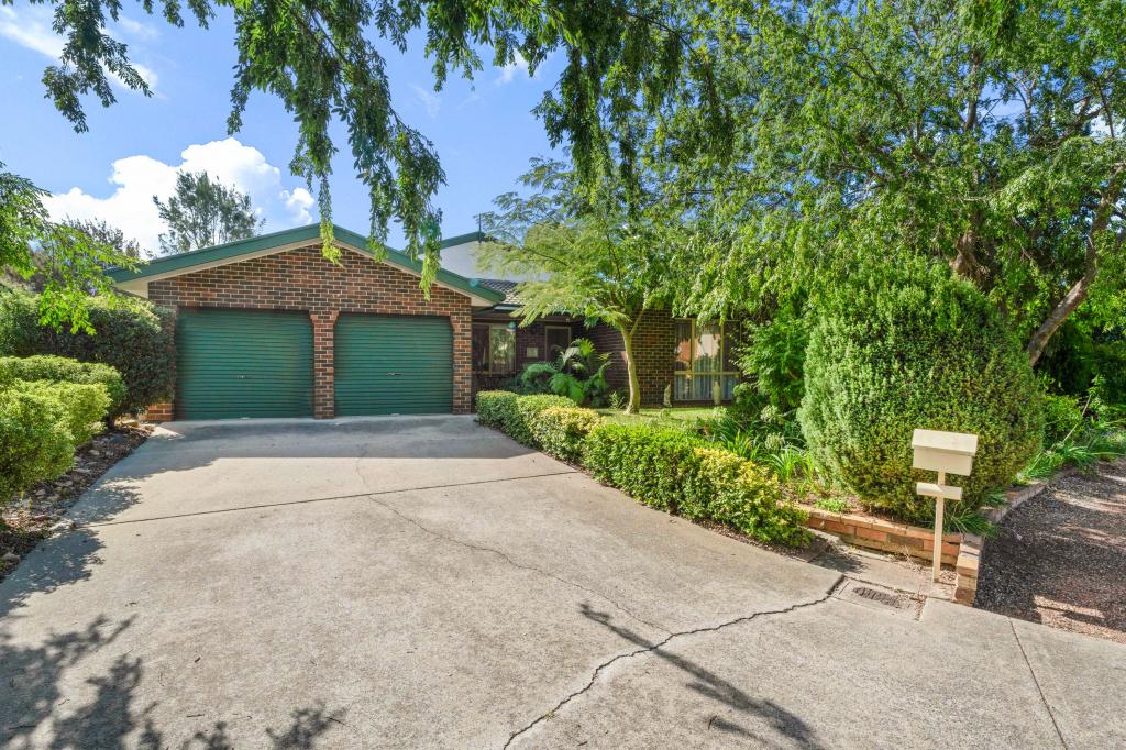 43 Tarrant Cres, Dunlop, ACT 2615