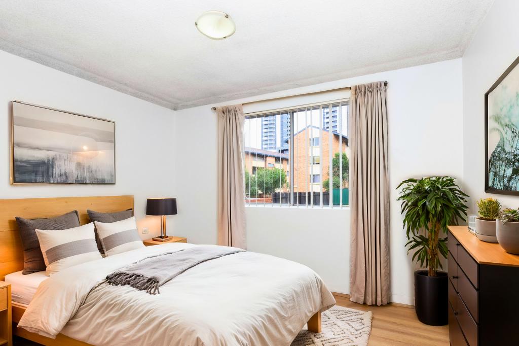 1/39 NAGLE ST, LIVERPOOL, NSW 2170