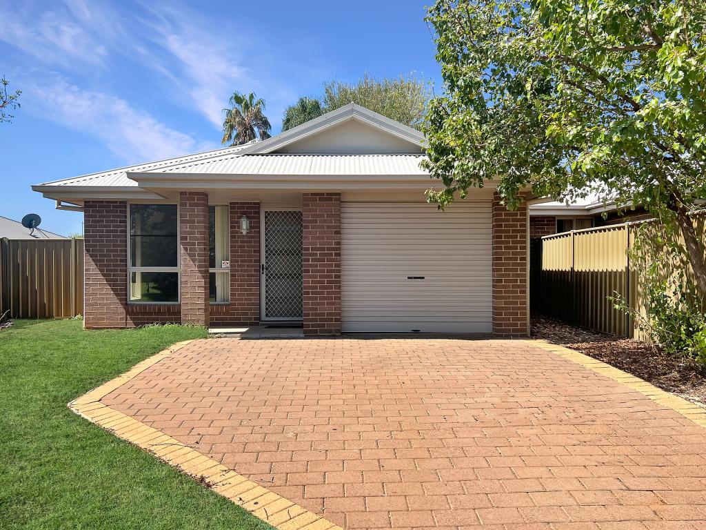 4A THORNETT PL, DUBBO, NSW 2830