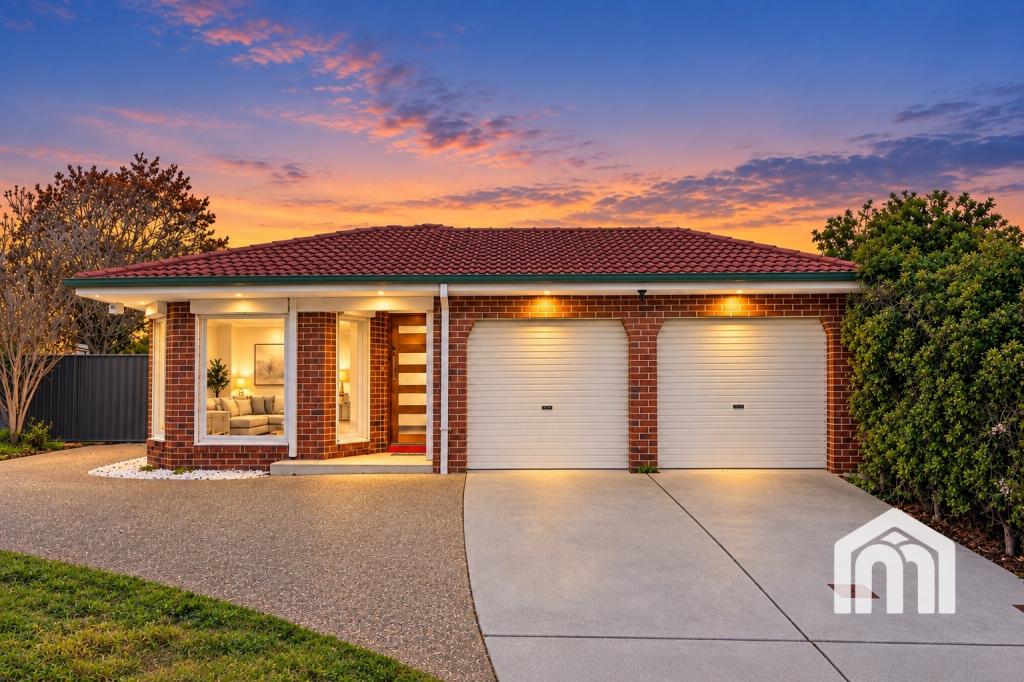 52 TARRANT CRES, DUNLOP, ACT 2615