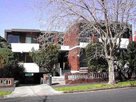 8/3 Selwyn Ave, Elwood, VIC 3184