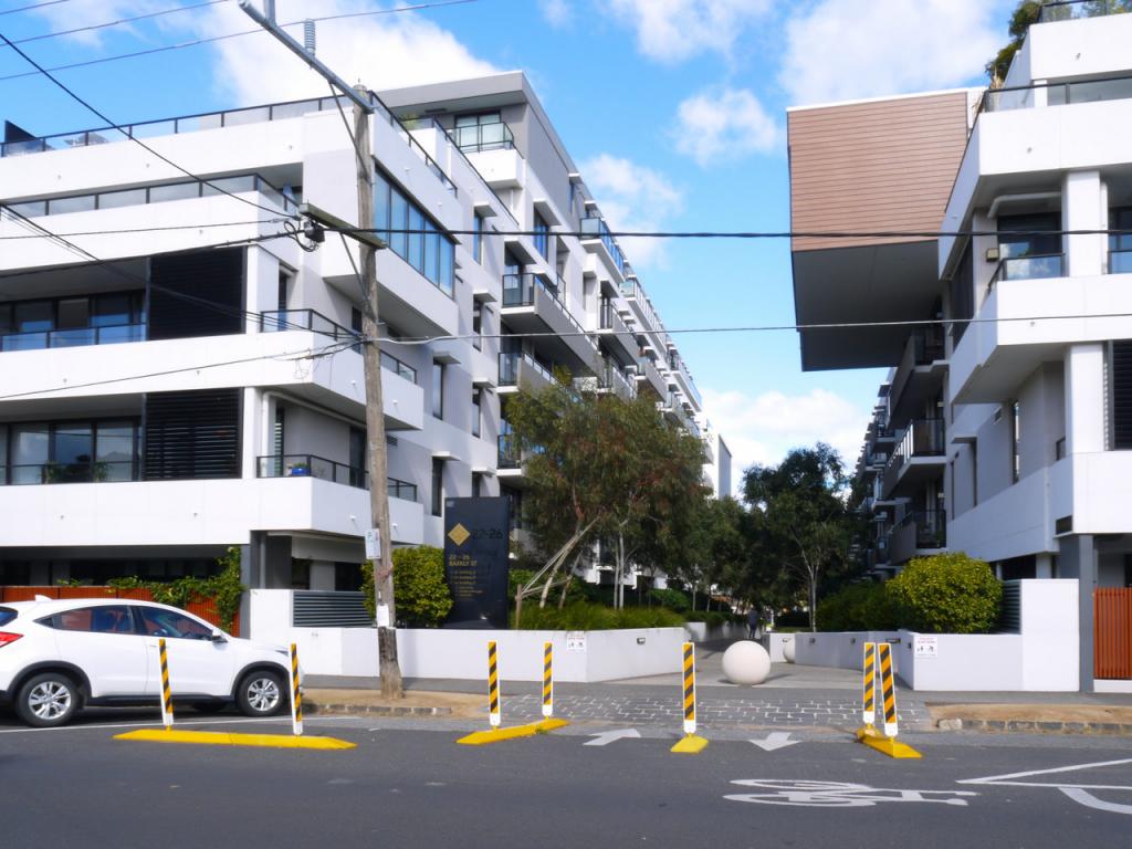 609/22 BARKLY ST, BRUNSWICK EAST, VIC 3057