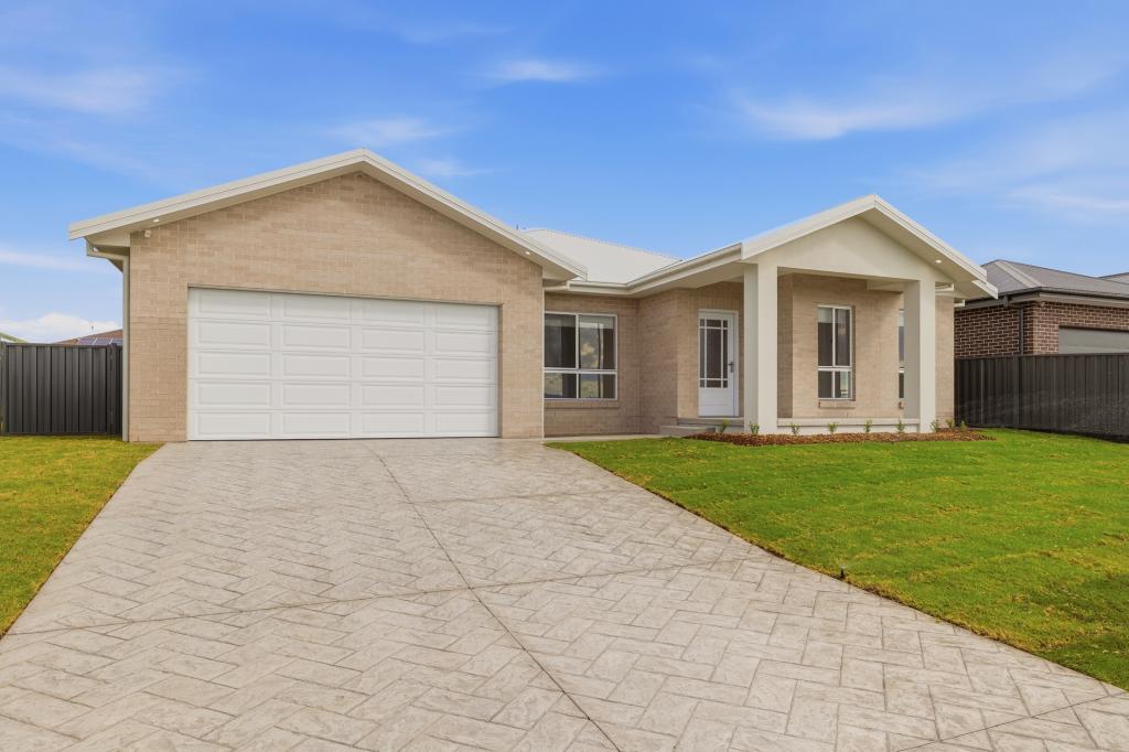 22 Muscat Cl, North Tamworth, NSW 2340