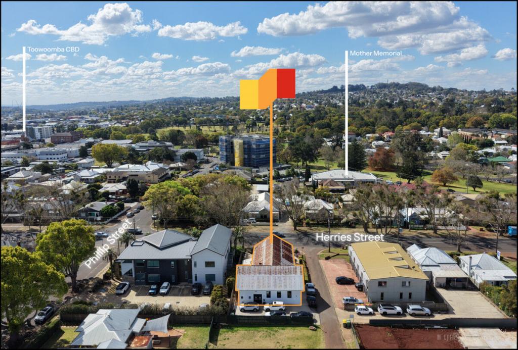 2/100 Herries St, East Toowoomba, QLD 4350