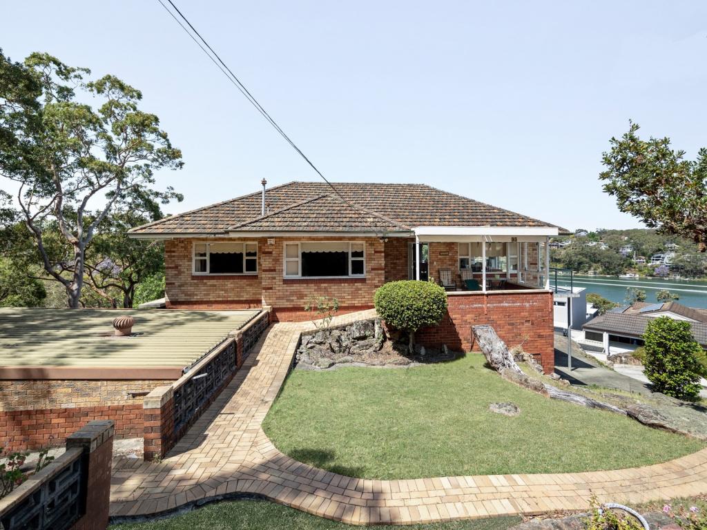 93 Woodlands Ave, Lugarno, NSW 2210