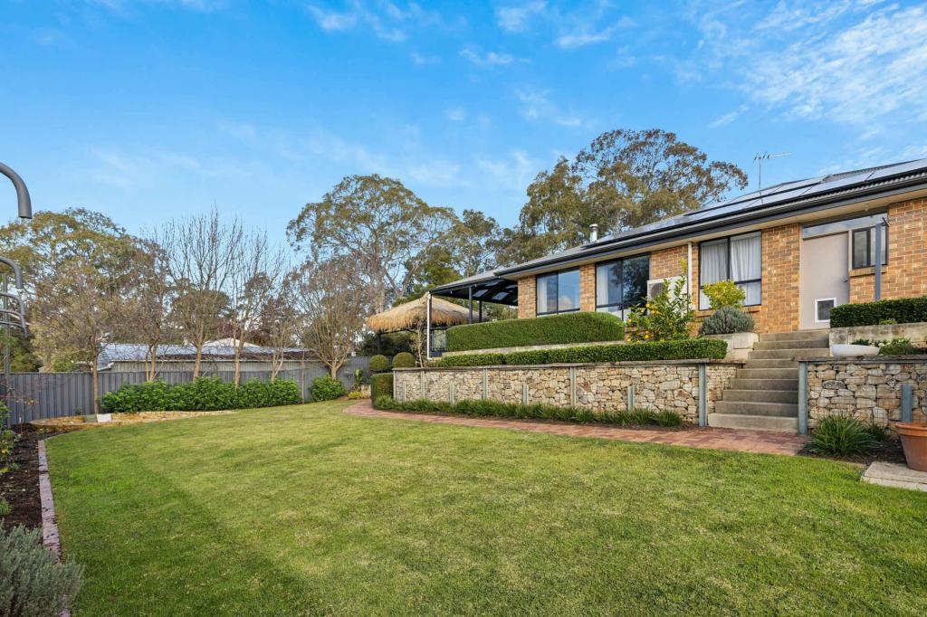 1 HEARNE RD, WOODSIDE, SA 5244