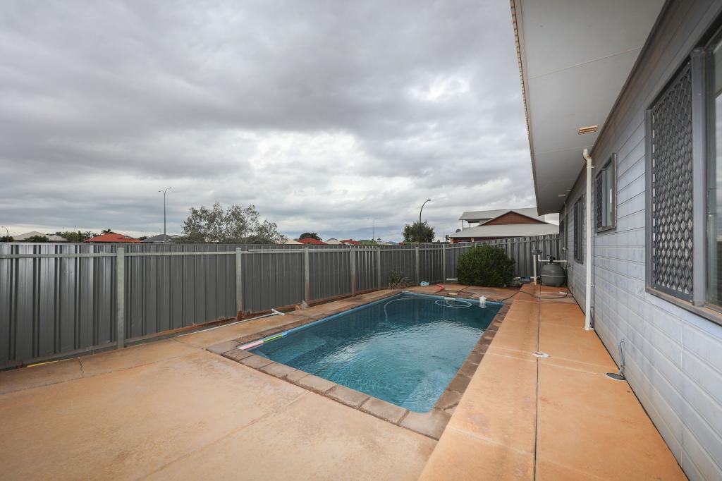 28 Bettong Bend, Baynton, WA 6714