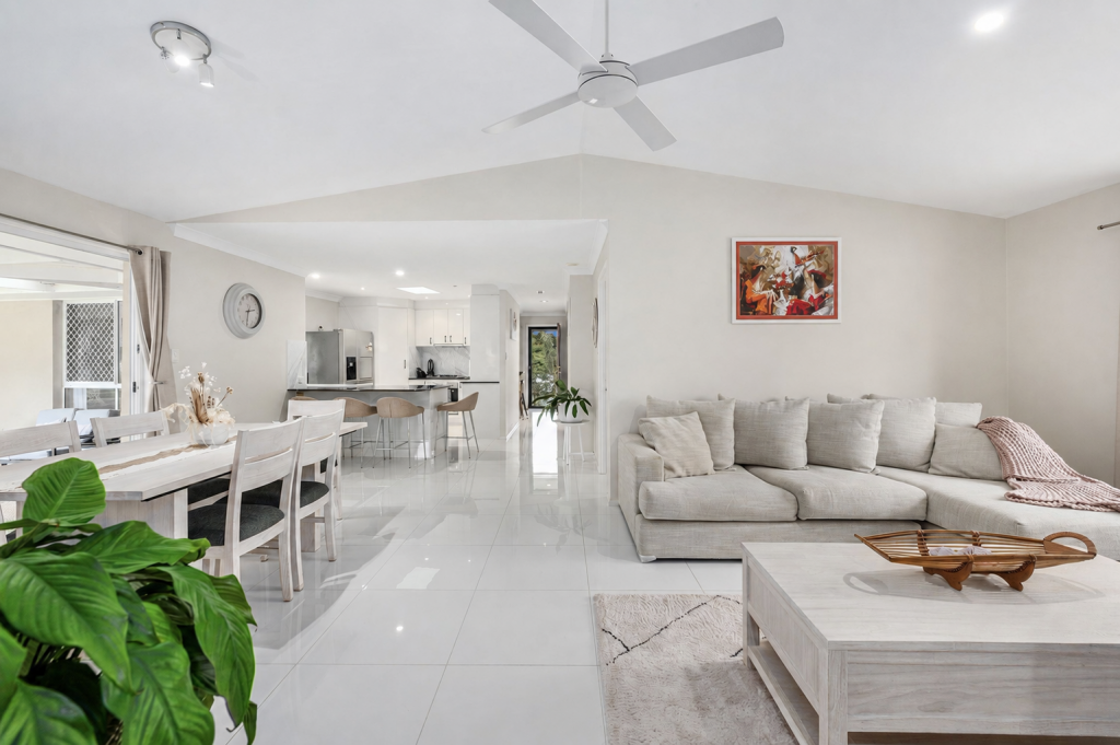 71 Glen Eagles Dr, Robina, QLD 4226