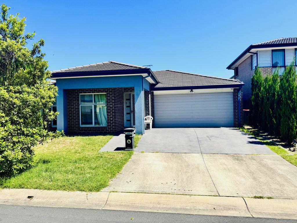 13 Harding Cl, Ropes Crossing, NSW 2760