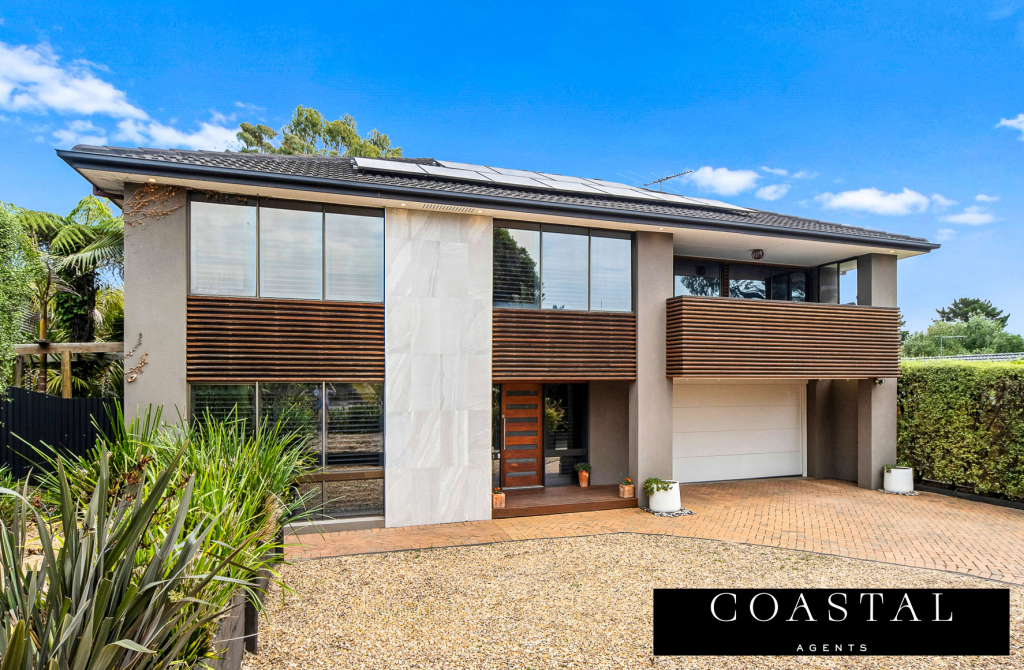 11 Casuarina Dr, Frankston South, VIC 3199