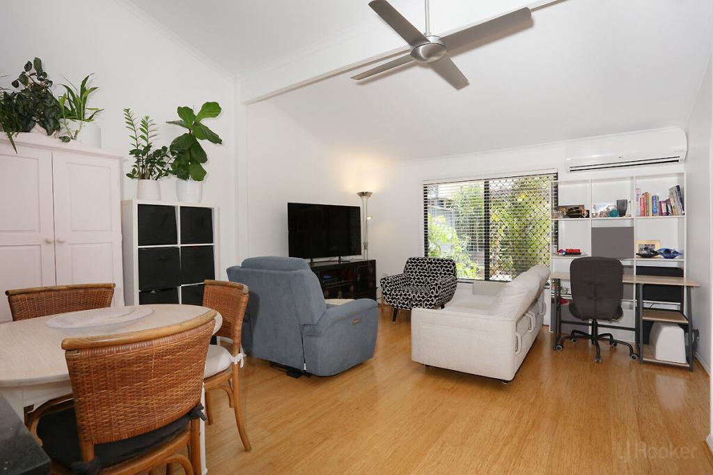 26/63 OLSEN AVE, LABRADOR, QLD 4215