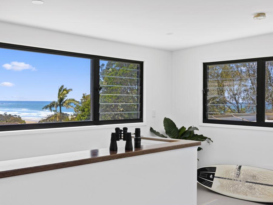 31 Dammerel Cres, Emerald Beach, NSW 2456