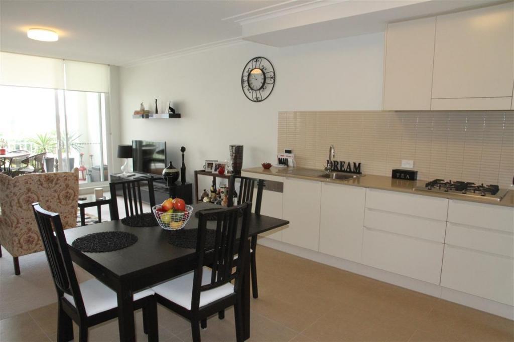307/2 Rosewater Cct, Breakfast Point, NSW 2137