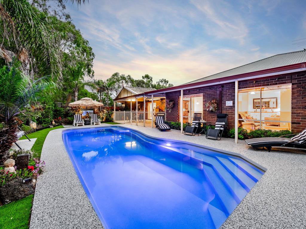 11 Waterville Vsta, Cranbourne, VIC 3977