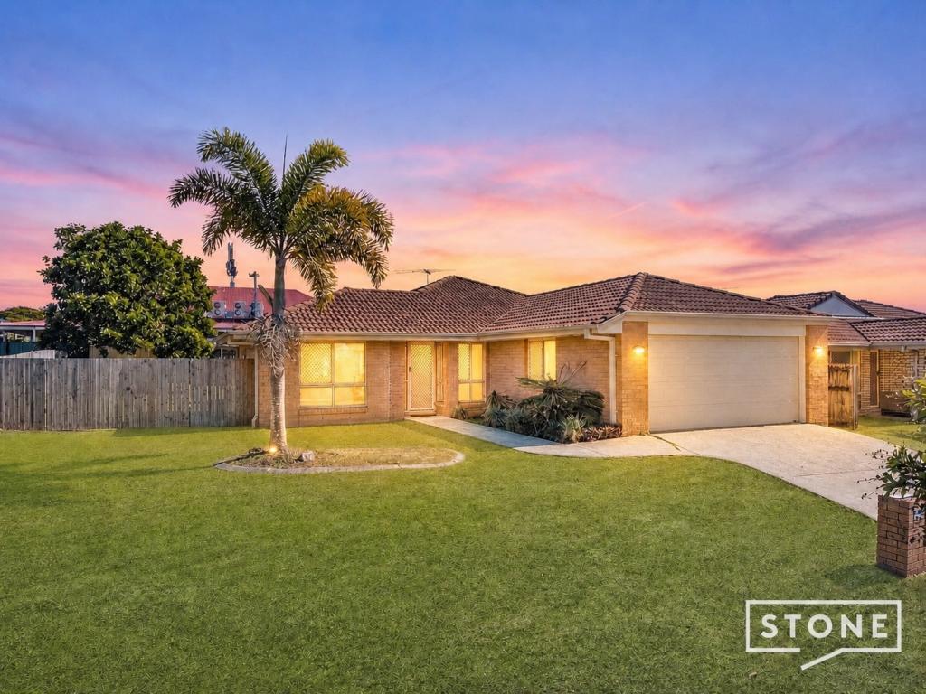 11 CRESCENDO PL, CRESTMEAD, QLD 4132