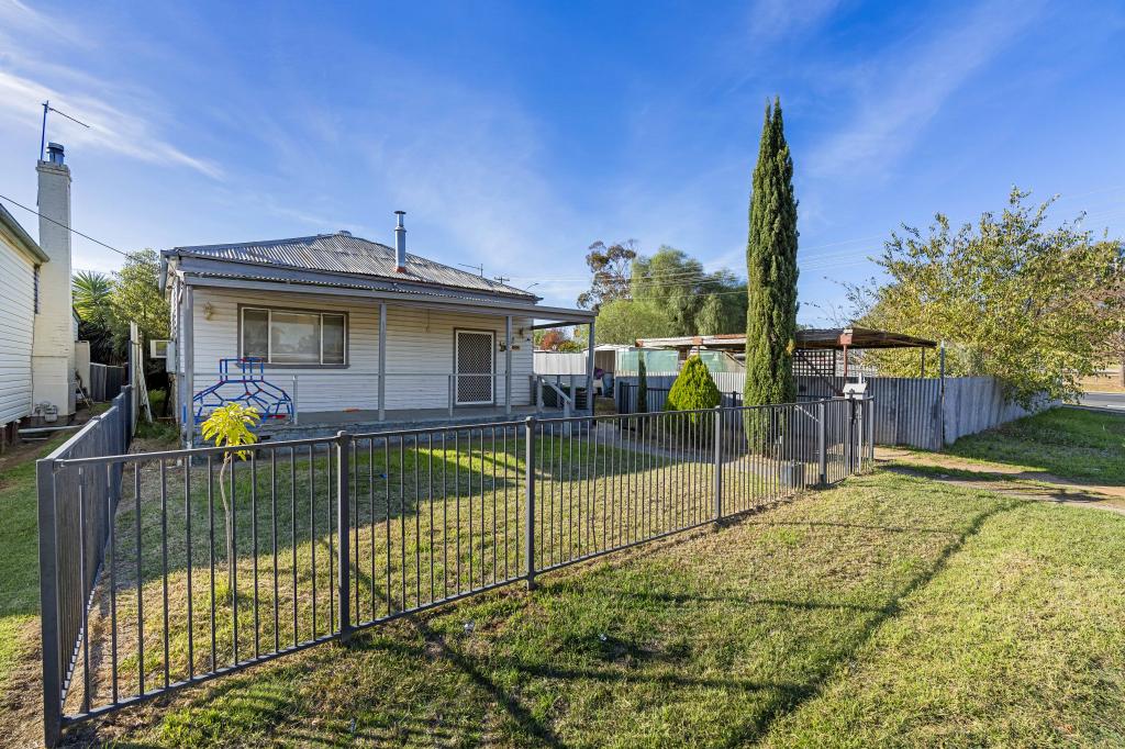 3 Prince St, Junee, NSW 2663