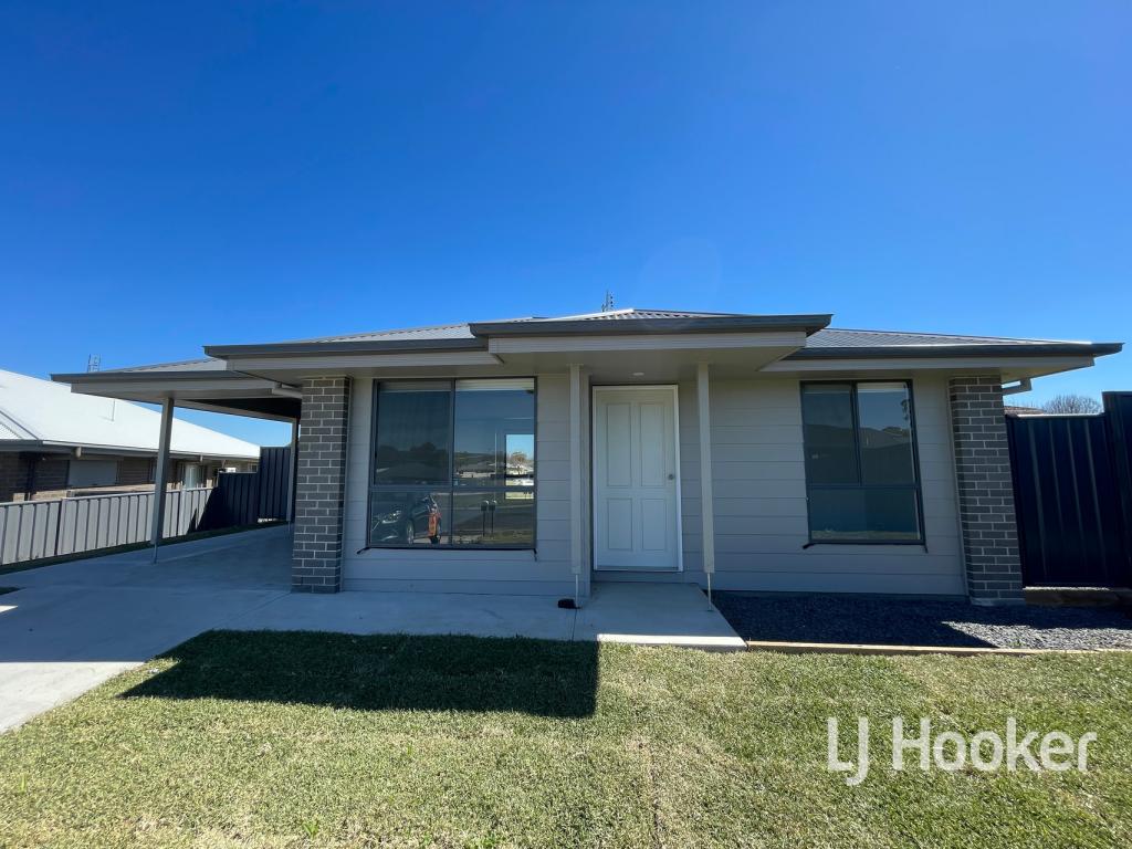 6a Parkland Cl, Inverell, NSW 2360