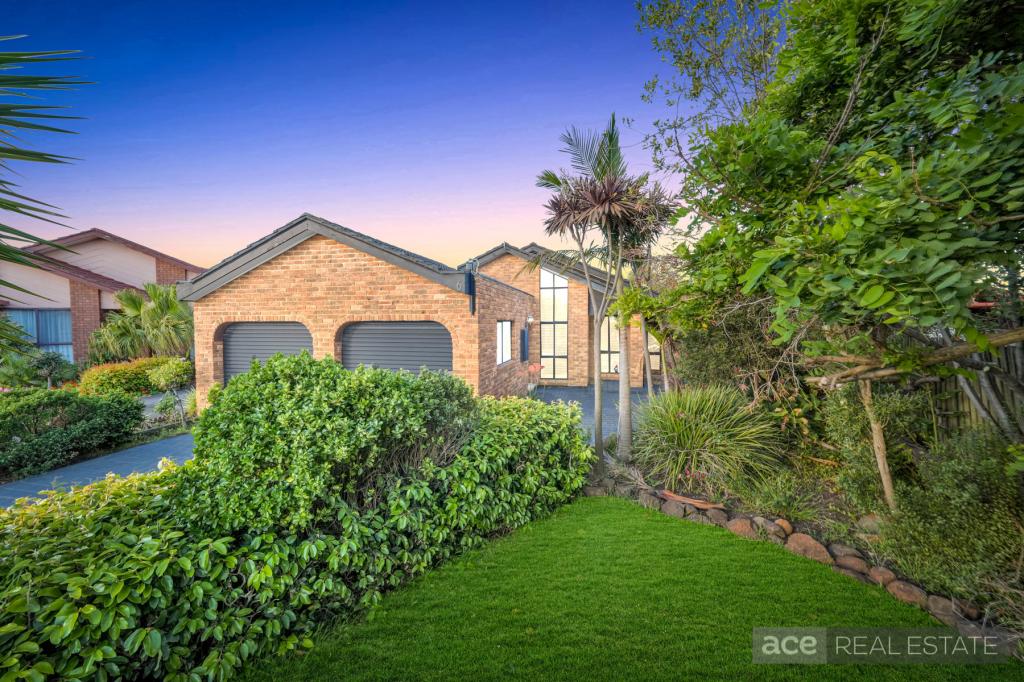 6 IRREWARRA CT, SEABROOK, VIC 3028