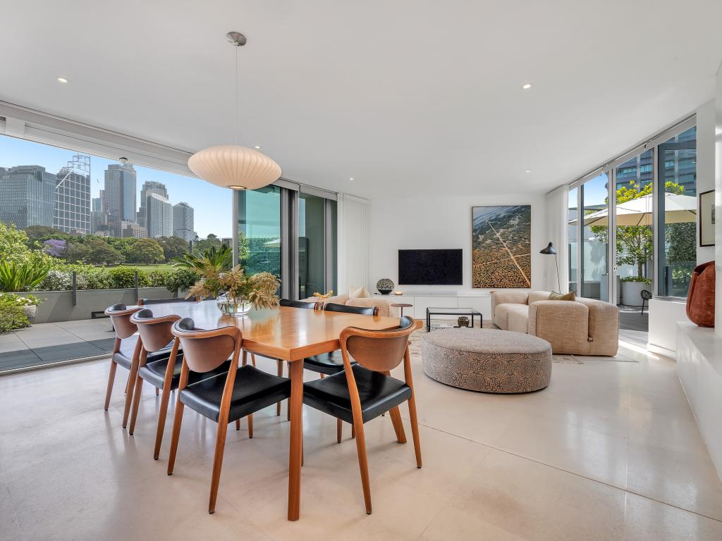 52/68 SIR JOHN YOUNG CRES, WOOLLOOMOOLOO, NSW 2011