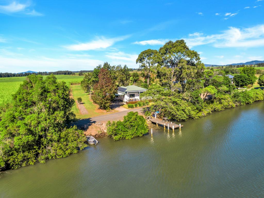 282 Serpentine Channel South Bank Rd, Harwood, NSW 2465