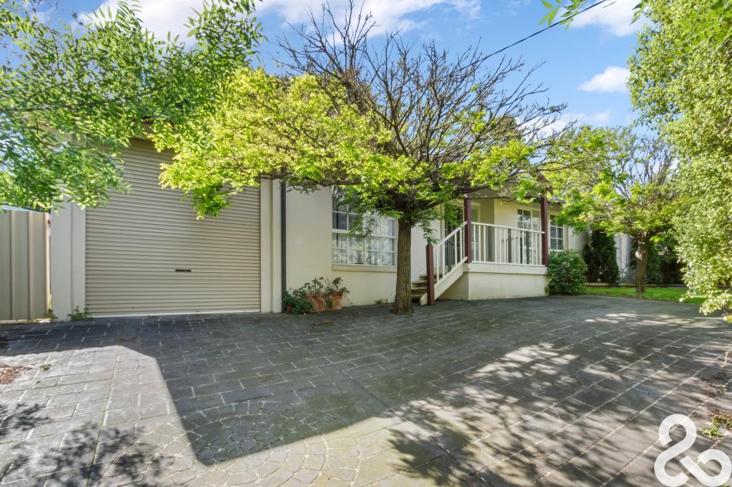 2 Montalbo Rd, Ringwood North, VIC 3134