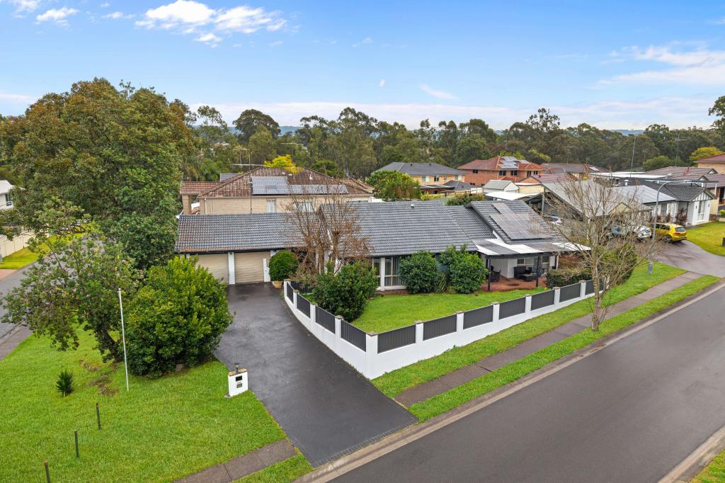 1 DEVANEY AVE, GLENMORE PARK, NSW 2745