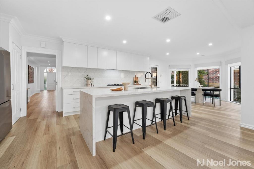 30 Petalnina Dr, Wantirna, VIC 3152