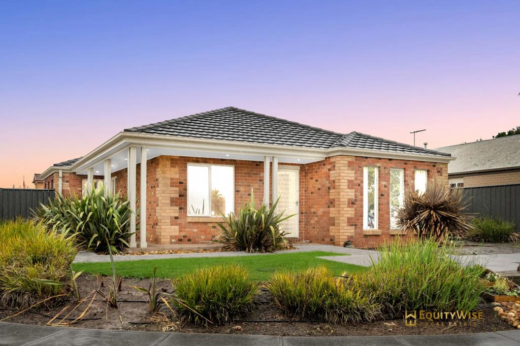 36 Eppalock Dr, Manor Lakes, VIC 3024