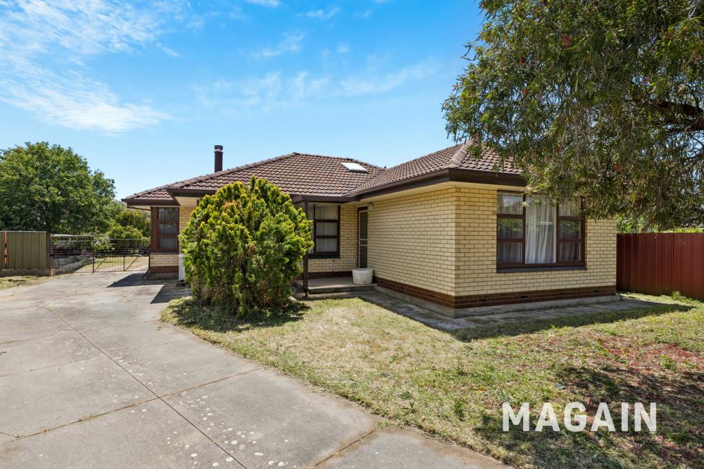 4 Chestnut Pl, Hackham West, SA 5163