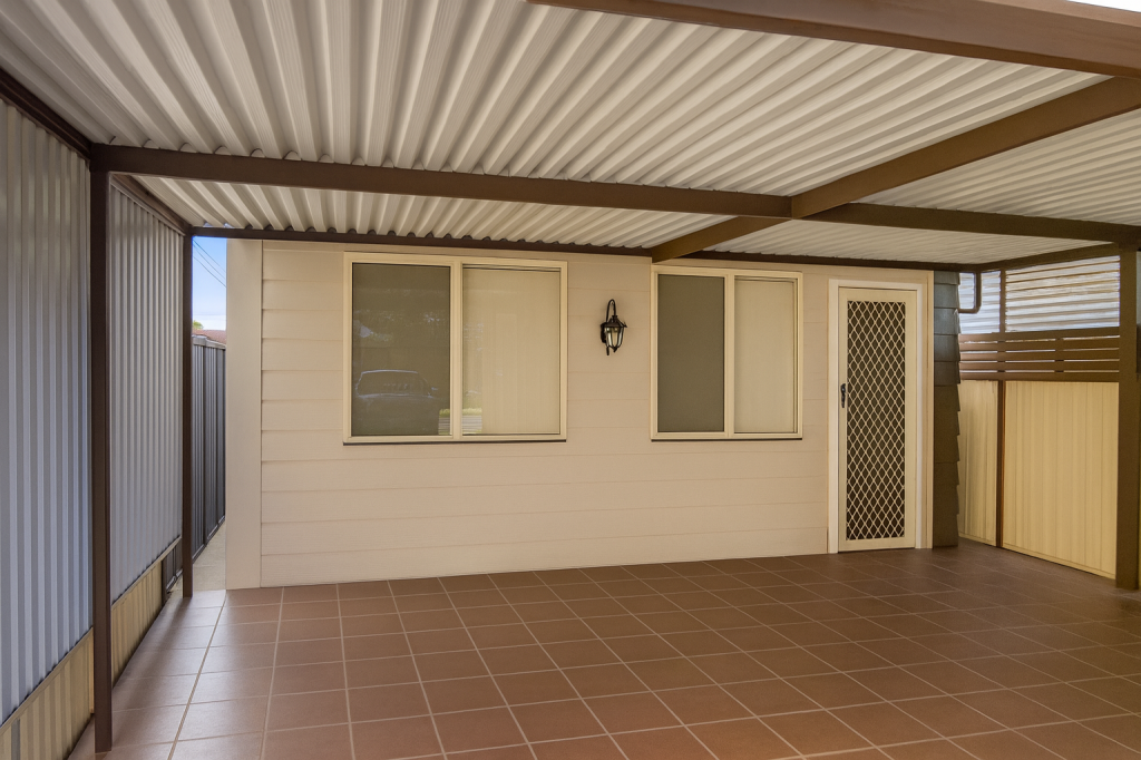 2/44 Firth Ave, Green Valley, NSW 2168