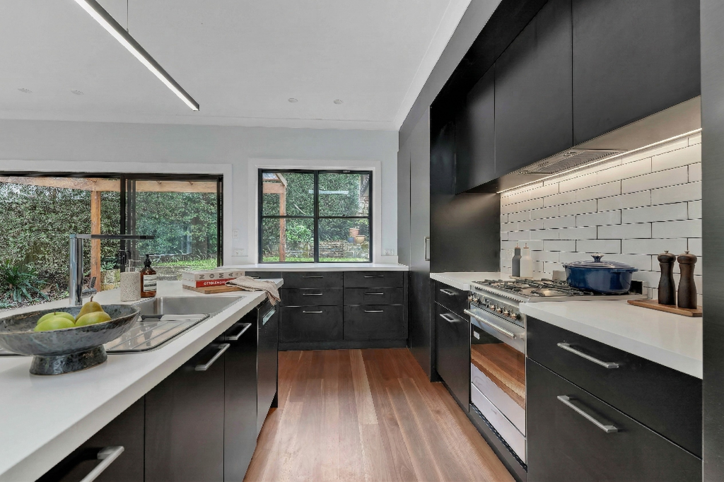 11 Warragal Rd, Turramurra, NSW 2074