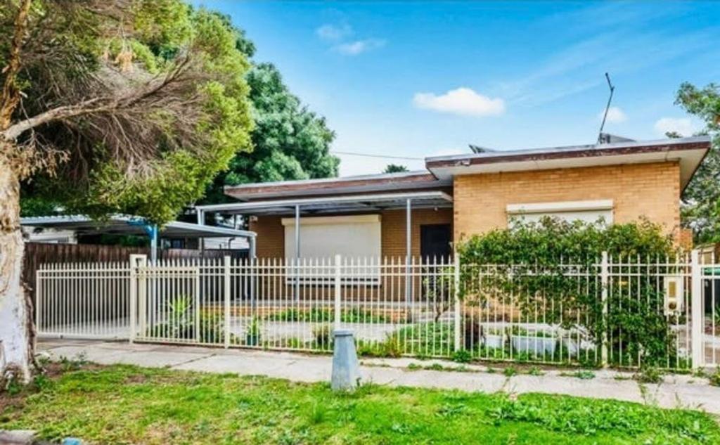 45 Ivanhoe Ave, St Albans, VIC 3021