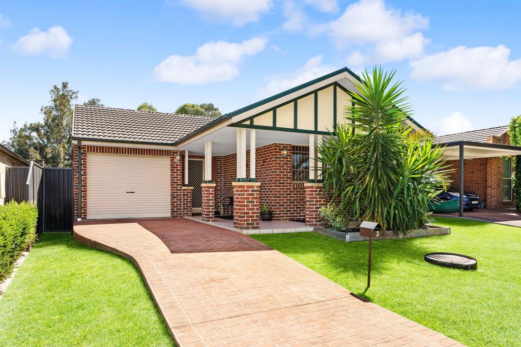 3 Cavers St, Currans Hill, NSW 2567