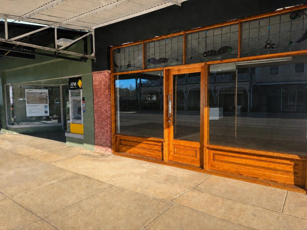 10 Bank St, Molong, NSW 2866
