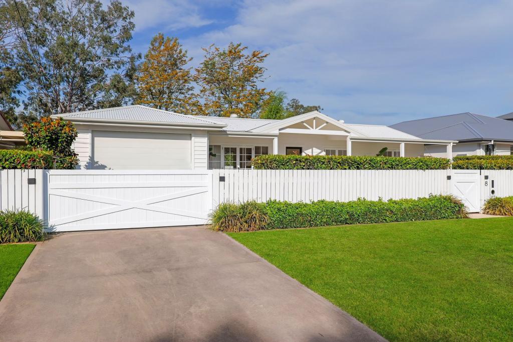 8 PANORAMA CRES, FREEMANS REACH, NSW 2756