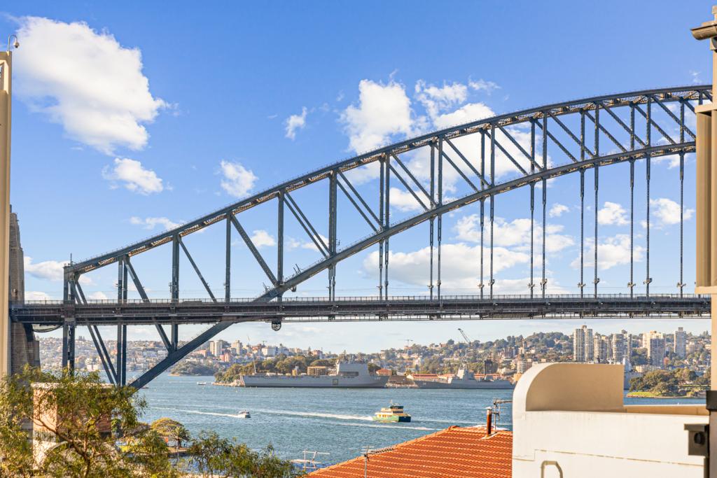 10/8-10 East Crescent St, Mcmahons Point, NSW 2060