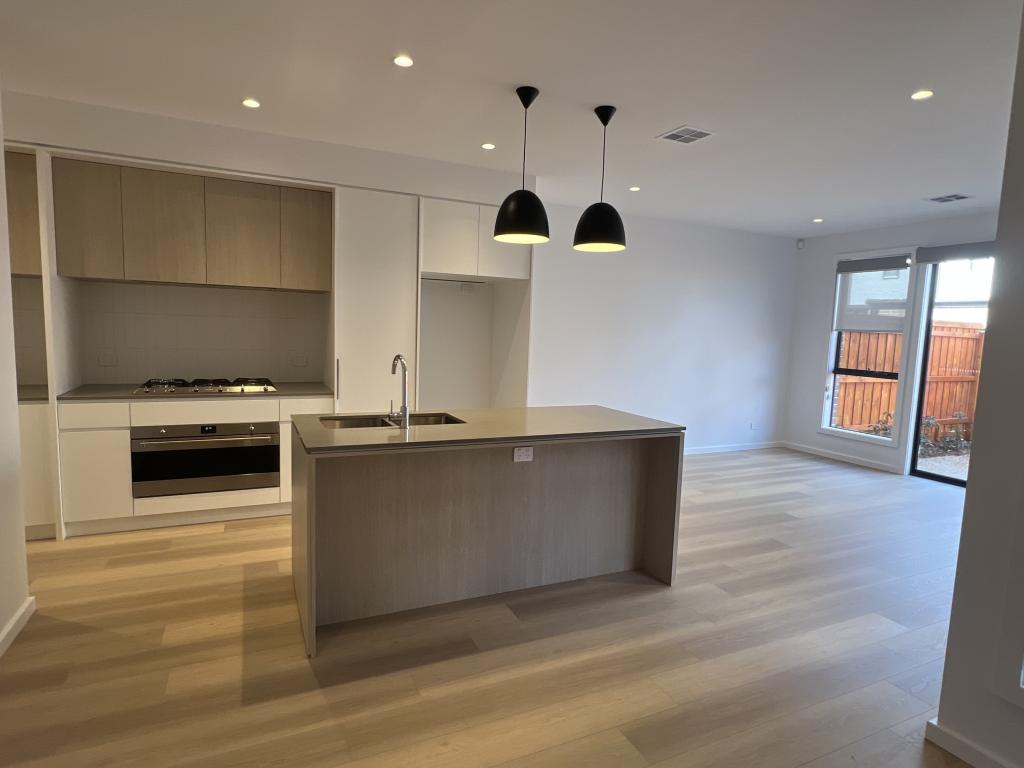 26 Society Cct, Aintree, VIC 3336